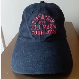 Chris brown Heartbreak on a Full Moon Tour 2018 Merch